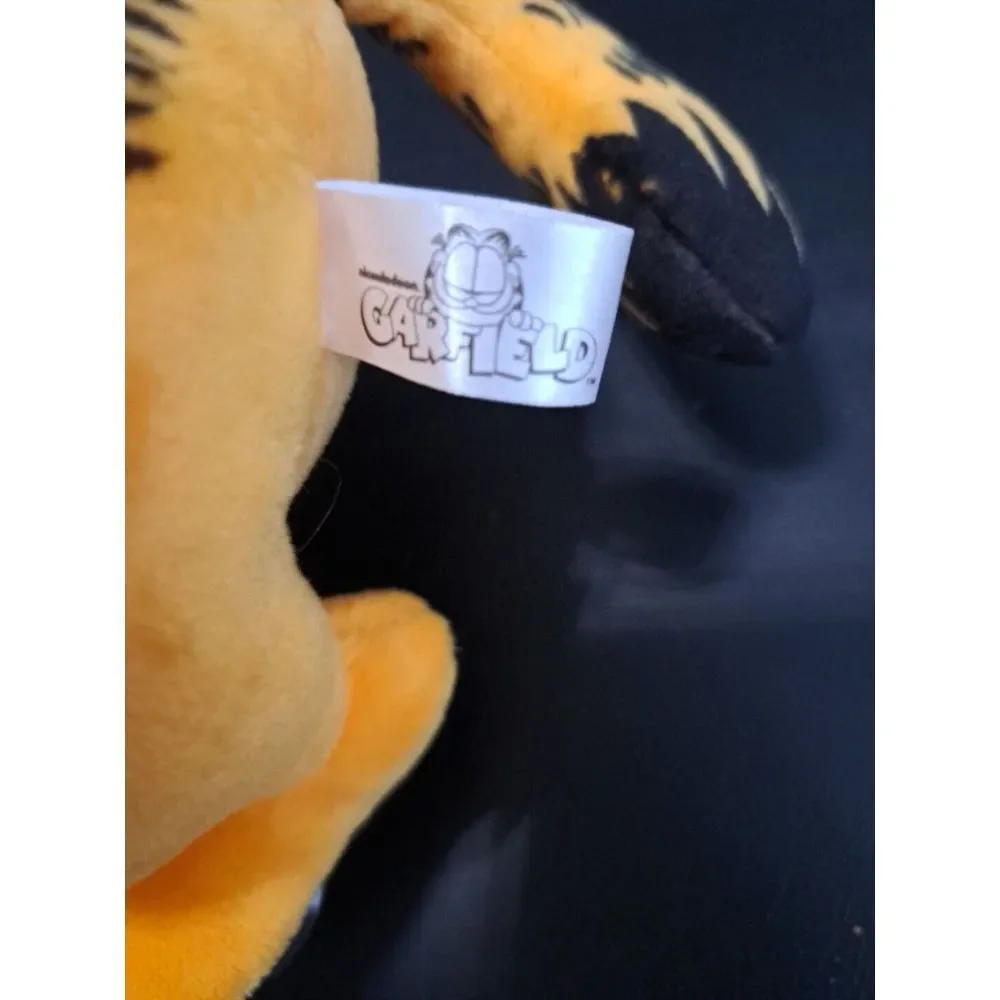 Kidrobot‎ Garfield 8
